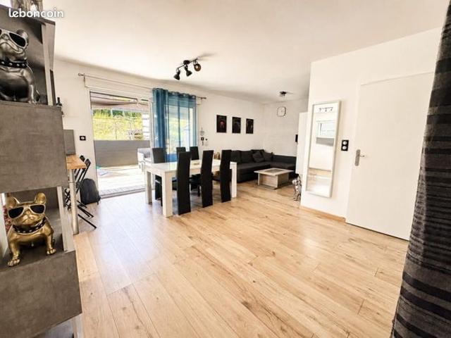Maison vente à Clermont-Ferrand, Saint-genès-champanelle