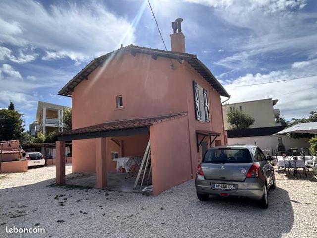 Maison vente à Arrondissement de Toulon, Six-fours-les-plages