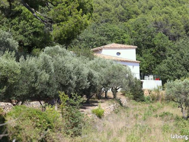 Maison vente à Arrondissement de Toulon, Le Beausset