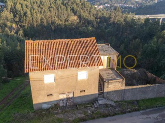 Casa venda em Coimbrã, Almalaguês