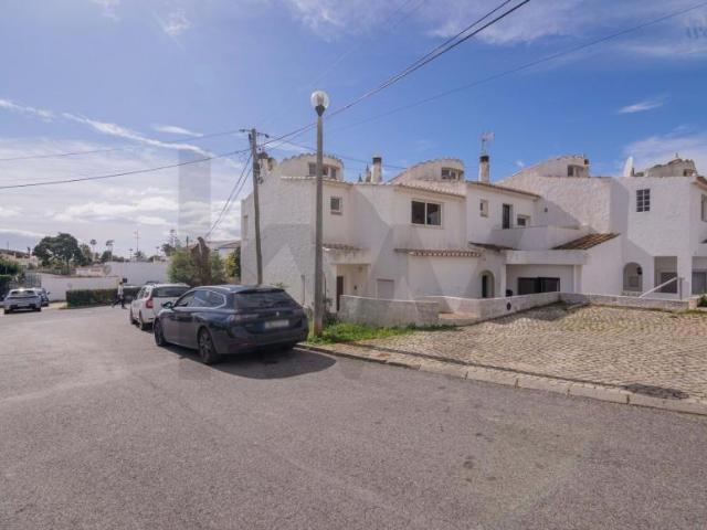 Moradia alugar em Lagos