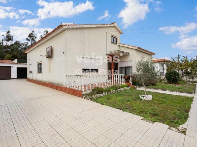 Casa venda em Olho Marinho, Óbidos