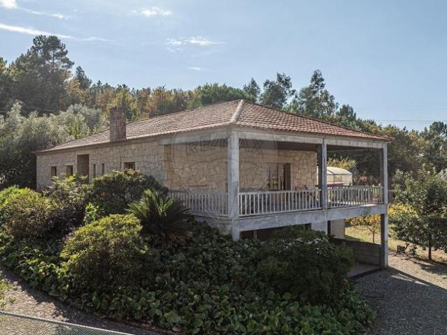 Casa venda em Póvoa De Lanhoso, Braga