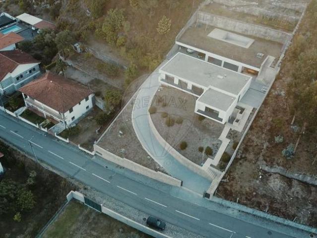 Casa venda em Póvoa De Lanhoso, Braga