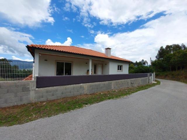 Casa venda em Oliveira De Frades, Viseu