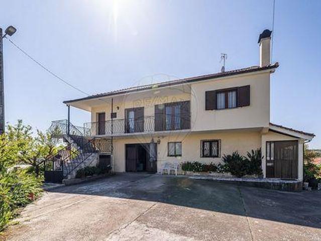Casa venda em Argeriz, Vila Real