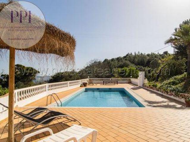 Moradia venda em Vila Do Bispo
