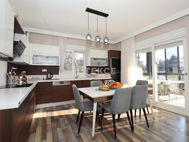 Döşemealti, Antalya içerisinde satılık Villa
