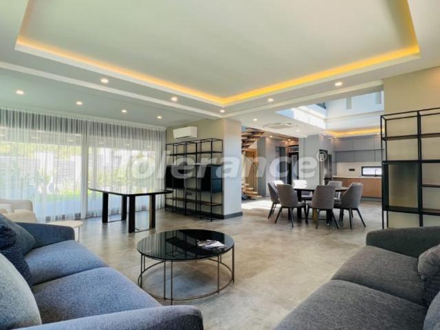 Kemer, Antalya içerisinde satılık Villa