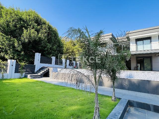 Kemer, Antalya içerisinde satılık Villa