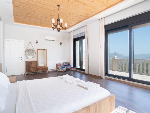Kemer, Antalya içerisinde satılık Villa