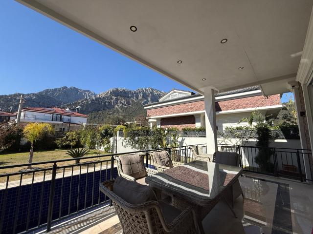 Kemer, Antalya içerisinde satılık Villa