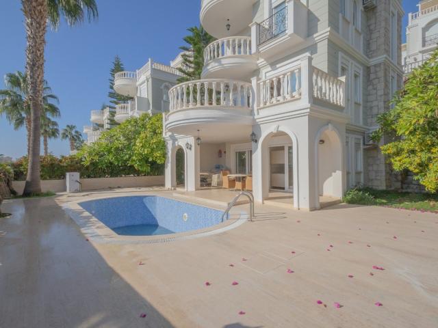 Alanya, Antalya içerisinde satılık Villa