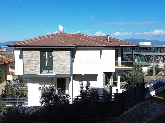 Mudanya, Bursa içerisinde satılık Villa