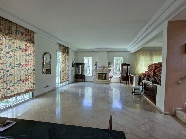 Villa vente à Anfa, Gharb-Chrarda-Beni Hssen