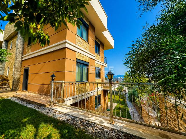 Muratpaşa, Antalya içerisinde satılık Villa