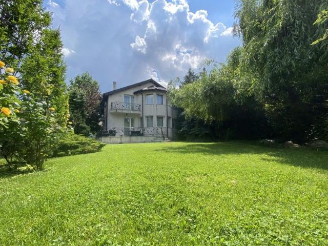 Casă închirieri în București