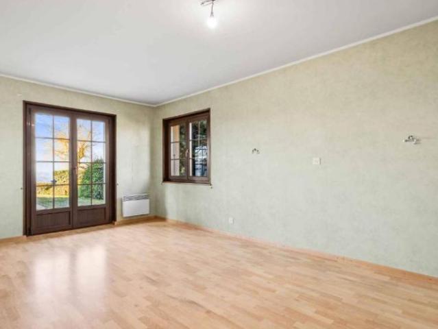 Haus kaufen in Sullens, Waadt