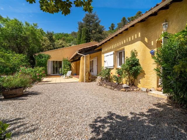 Maison vente à Méounes-lès-Montrieux, Var