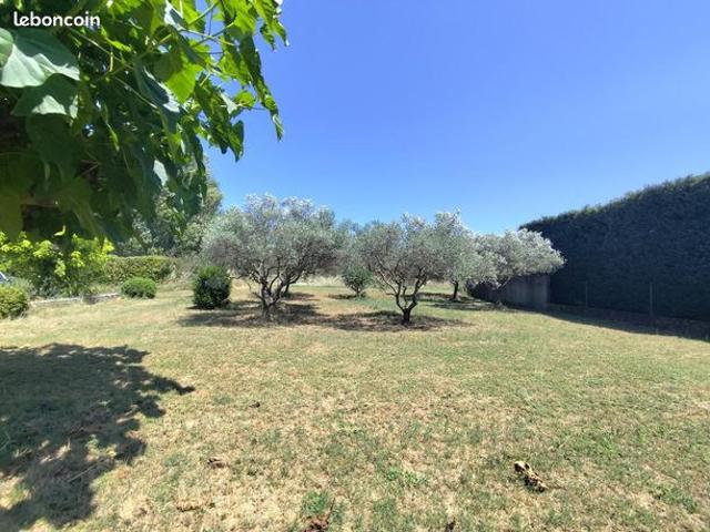 Maison vente à Carpentras, Pernes-les-fontaines
