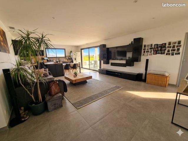 Maison vente à Narbonne, Bize-minervois