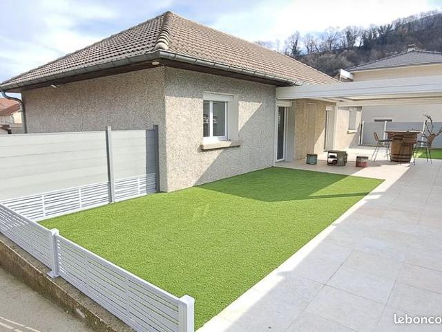 Maison vente à Grenoble, Vif