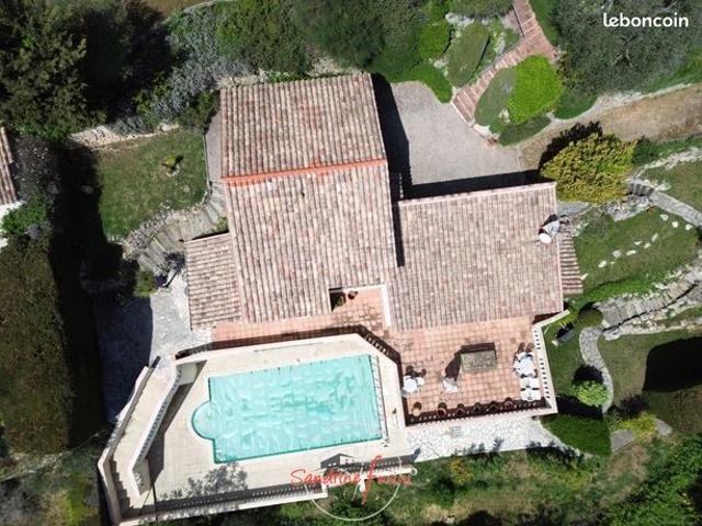 Maison vente à Grasse, Carros
