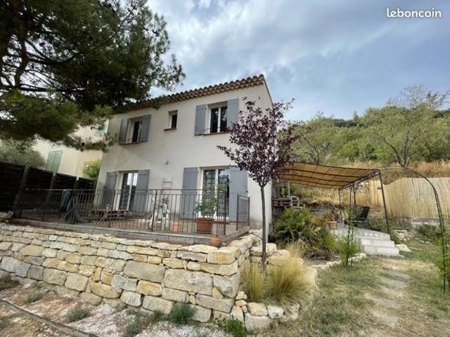 Maison vente à Aix-en-Provence, Jouques
