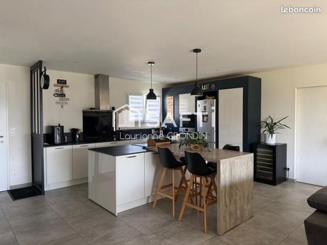 Maison vente à Saintes, Saint-sulpice-d'arnoult
