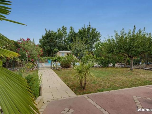Maison vente à Bordeaux, Saint-louis-de-montferrand