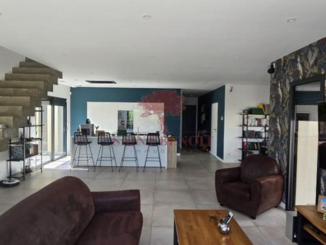 Maison vente à Lodève, Jonquières