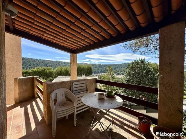 Maison vente à Marseille, Carnoux-en-provence