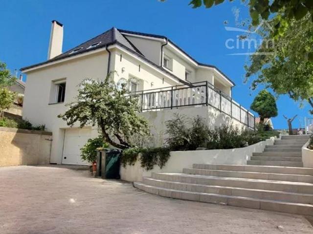 Maison vente à Vienne, Chanas