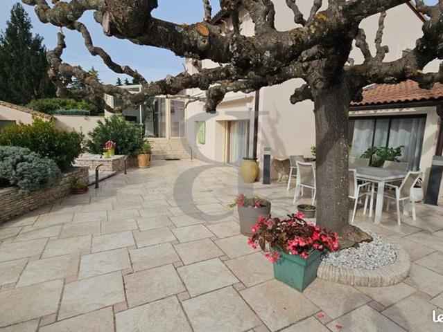 Maison vente à Valréas, Principauté de Monaco