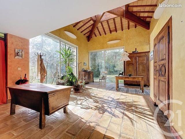 Maison vente à Nîmes, Carsan