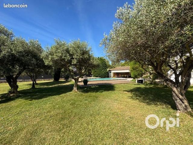 Maison vente à Nîmes, Beaucaire