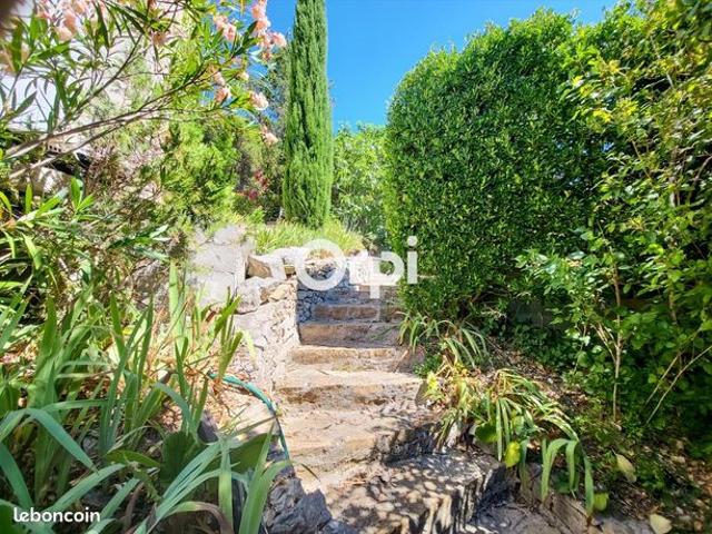 Maison vente à Marseille, Carnoux-en-provence