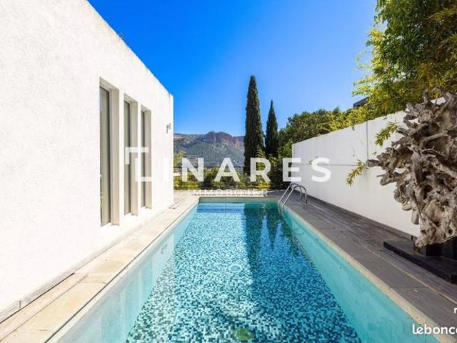 Maison vente à Marseille, Cassis