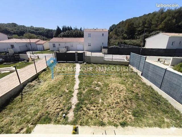 Maison vente à Nîmes, Comps