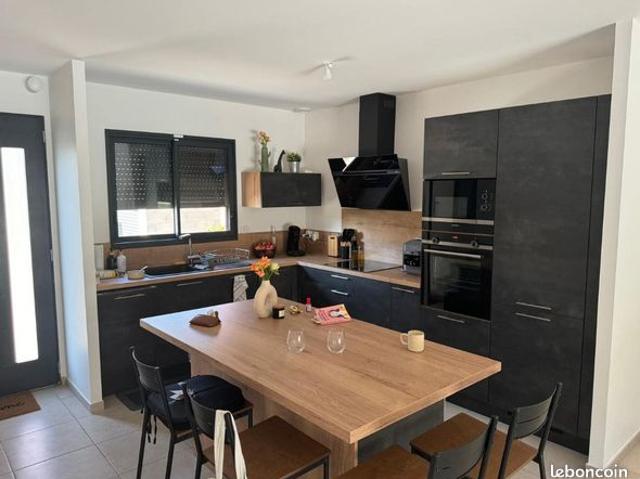 Maison vente à Nîmes, Sabran