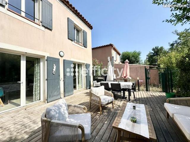 Maison vente à Aix-en-Provence, Cabriès