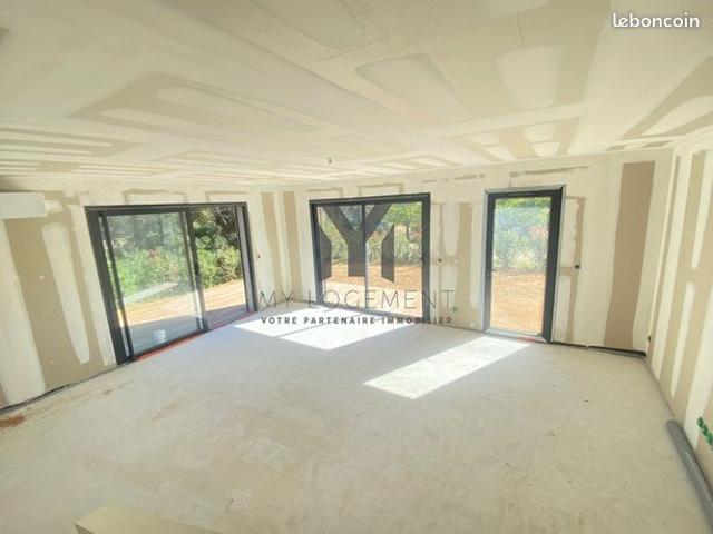 Maison vente à Arrondissement de Toulon, Six-fours-les-plages