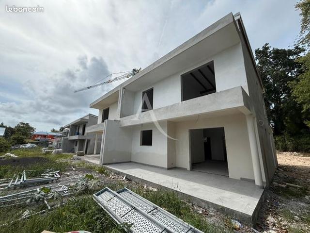 Maison vente à Guadeloupe