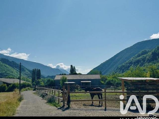 Maison vente à Castellane, Entrevaux