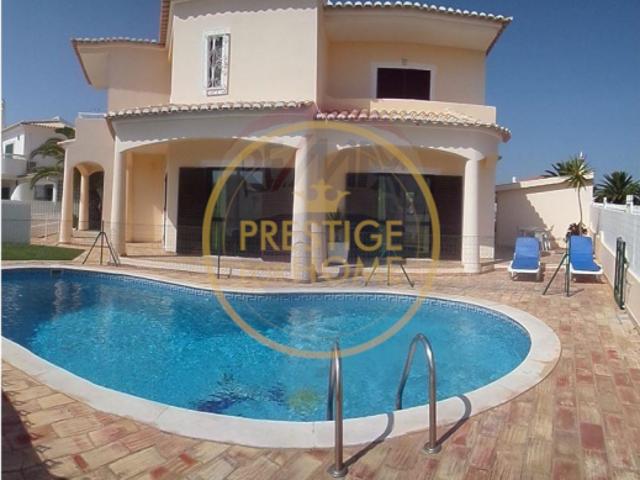 Moradia alugar em Albufeira