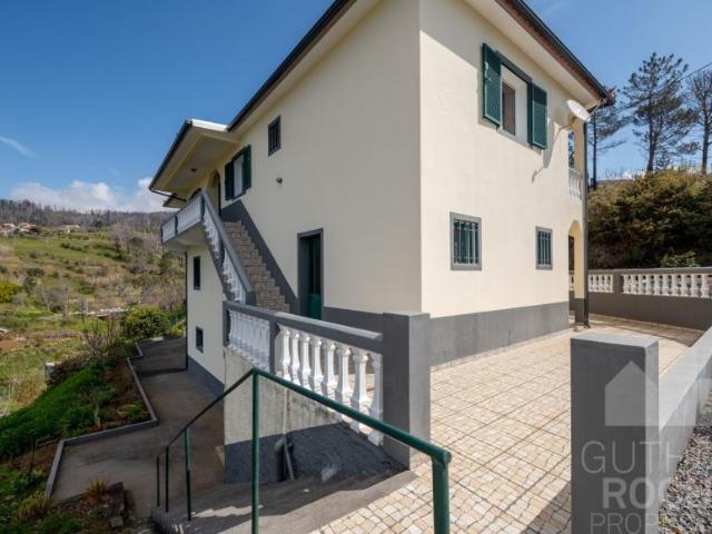 Casa venda em Prazeres, Ilha Da Madeira