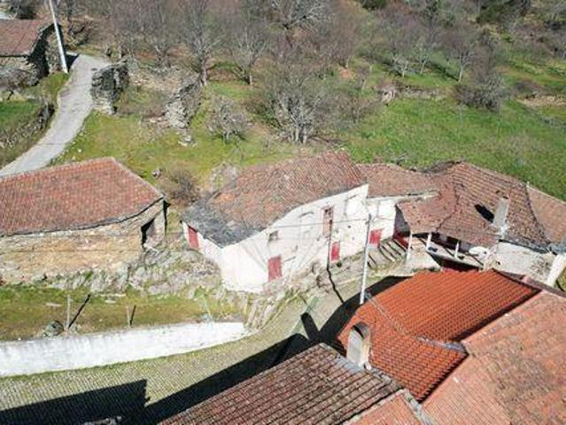 Casa venda em Edroso, Bragança