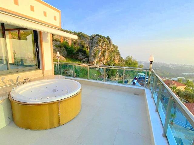 Bursa içerisinde satılık Villa