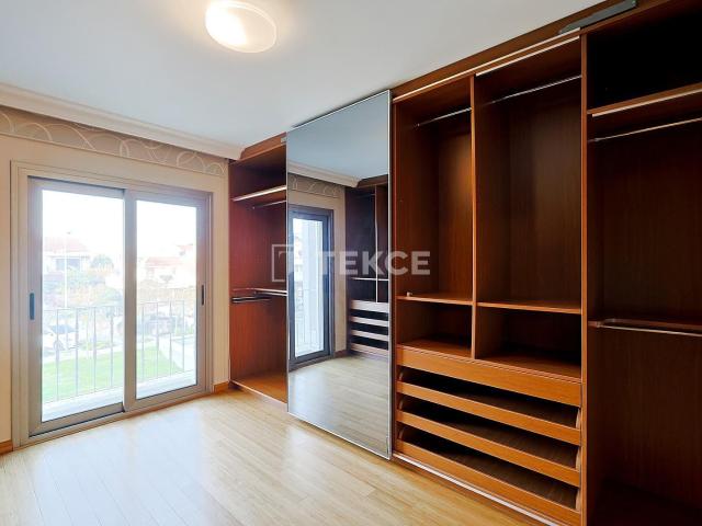 Konak, İzmir içerisinde satılık Villa