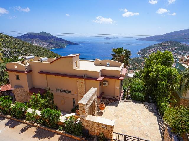 Kaş, Antalya içerisinde satılık Villa